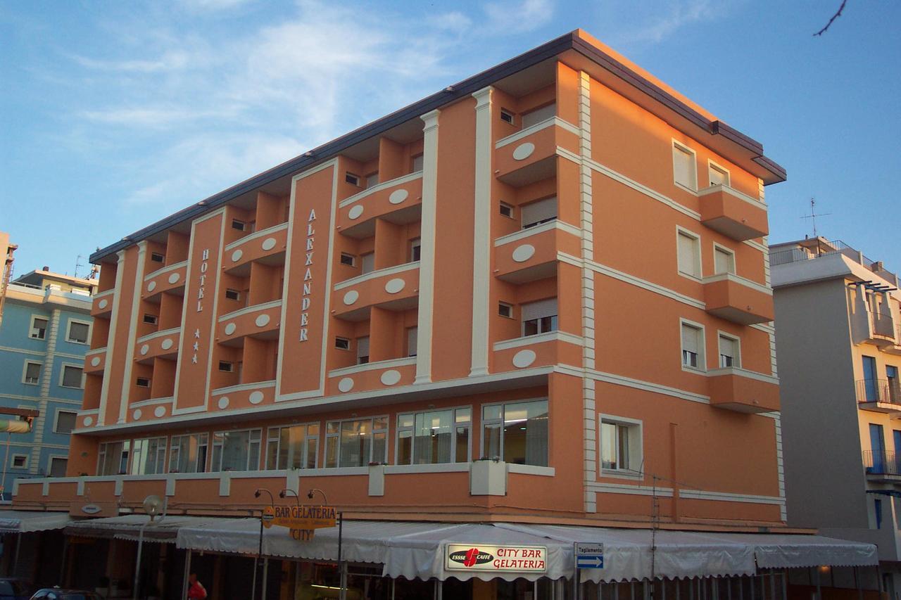 Hotel Alexander Resort Римини Екстериор снимка