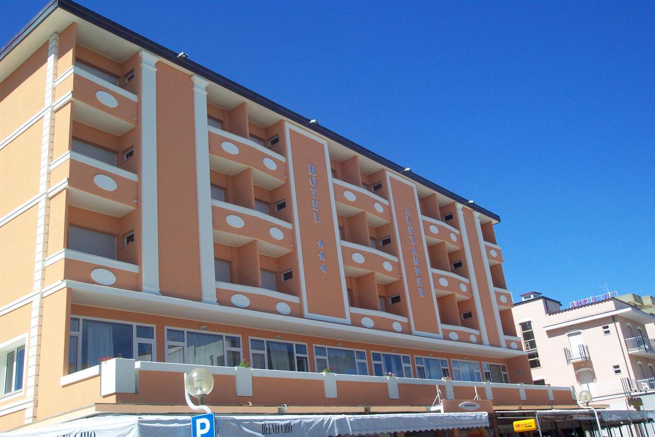 Hotel Alexander Resort Римини Екстериор снимка